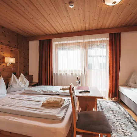 Mitterhof Hotel 3*