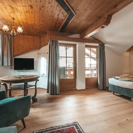 Отель Mitterhof 3*